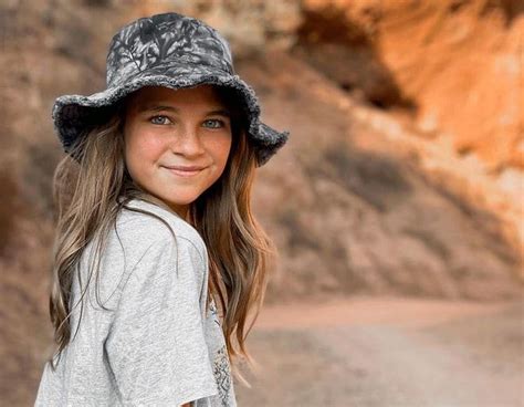 Raegan Revord Bio, Wiki, Net Worth, Dating, Boyfriend, Height